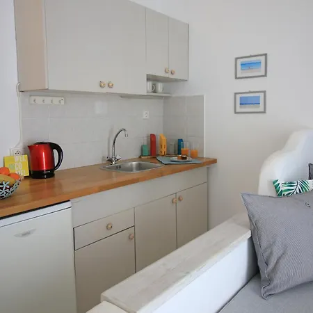 Apartment Captain's *